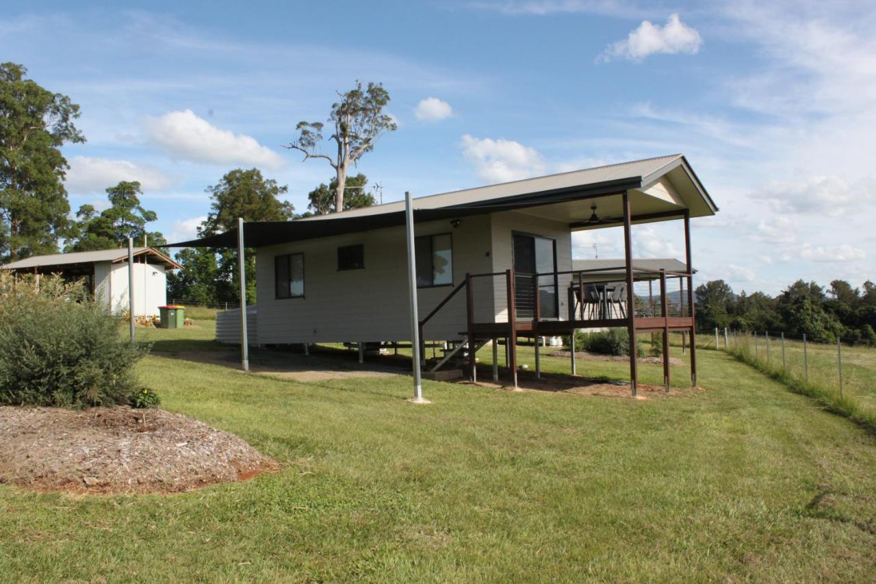 Imbil Valley Cabins By The Creek מראה חיצוני תמונה