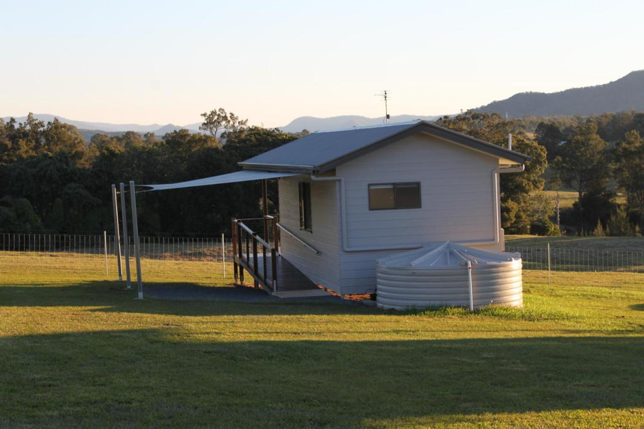 Imbil Valley Cabins By The Creek מראה חיצוני תמונה